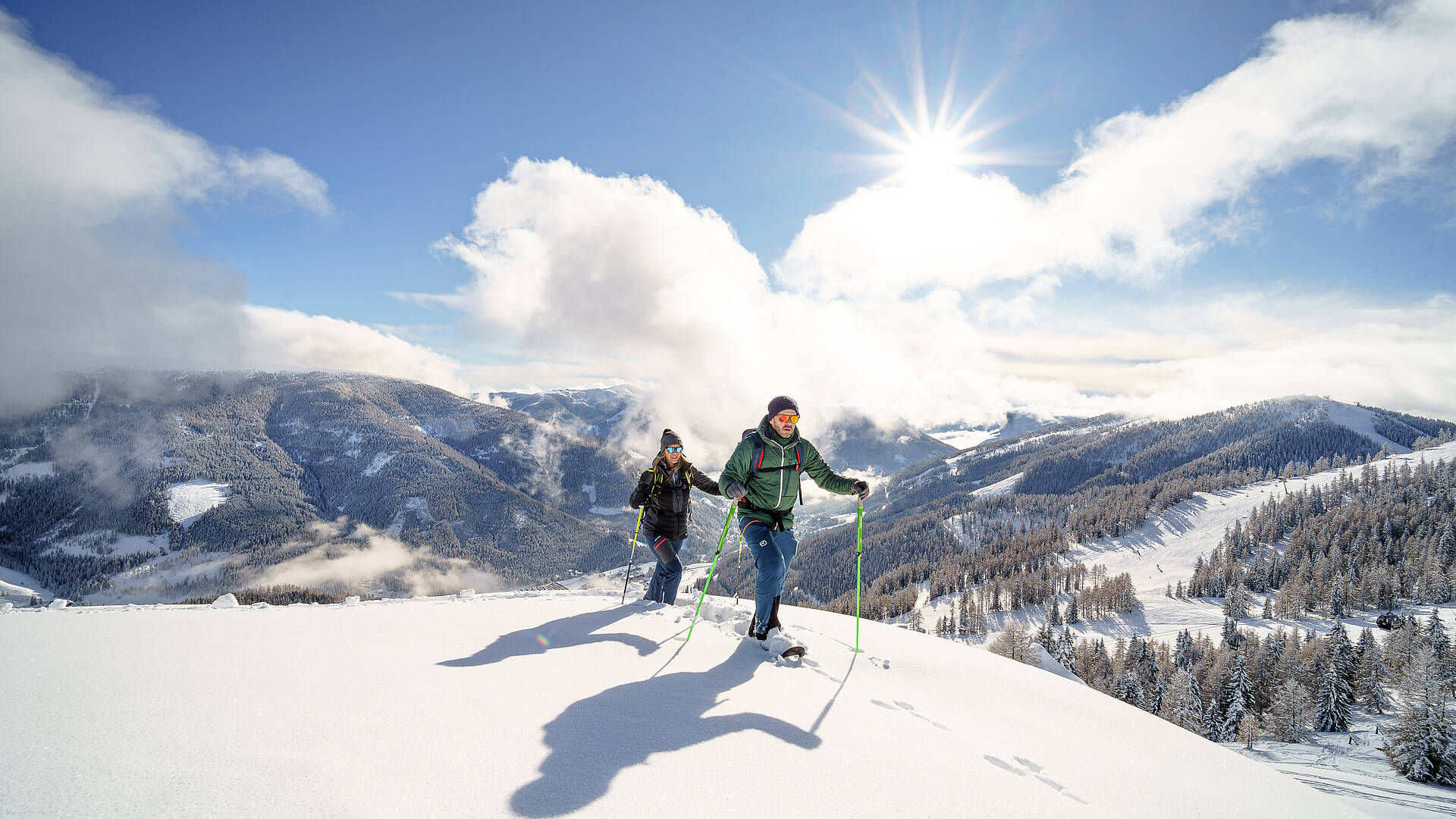 Schneeschuhwandern in Österreich © Mathias_Praegant_MBN Tourismus